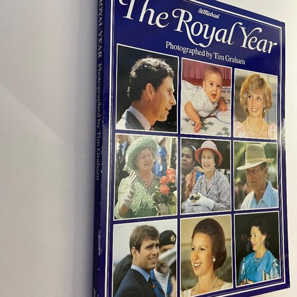 The Royal Year Photographed by Tim Graham. Paperback Book 1983 (St Michael) - Picture 2 of 6